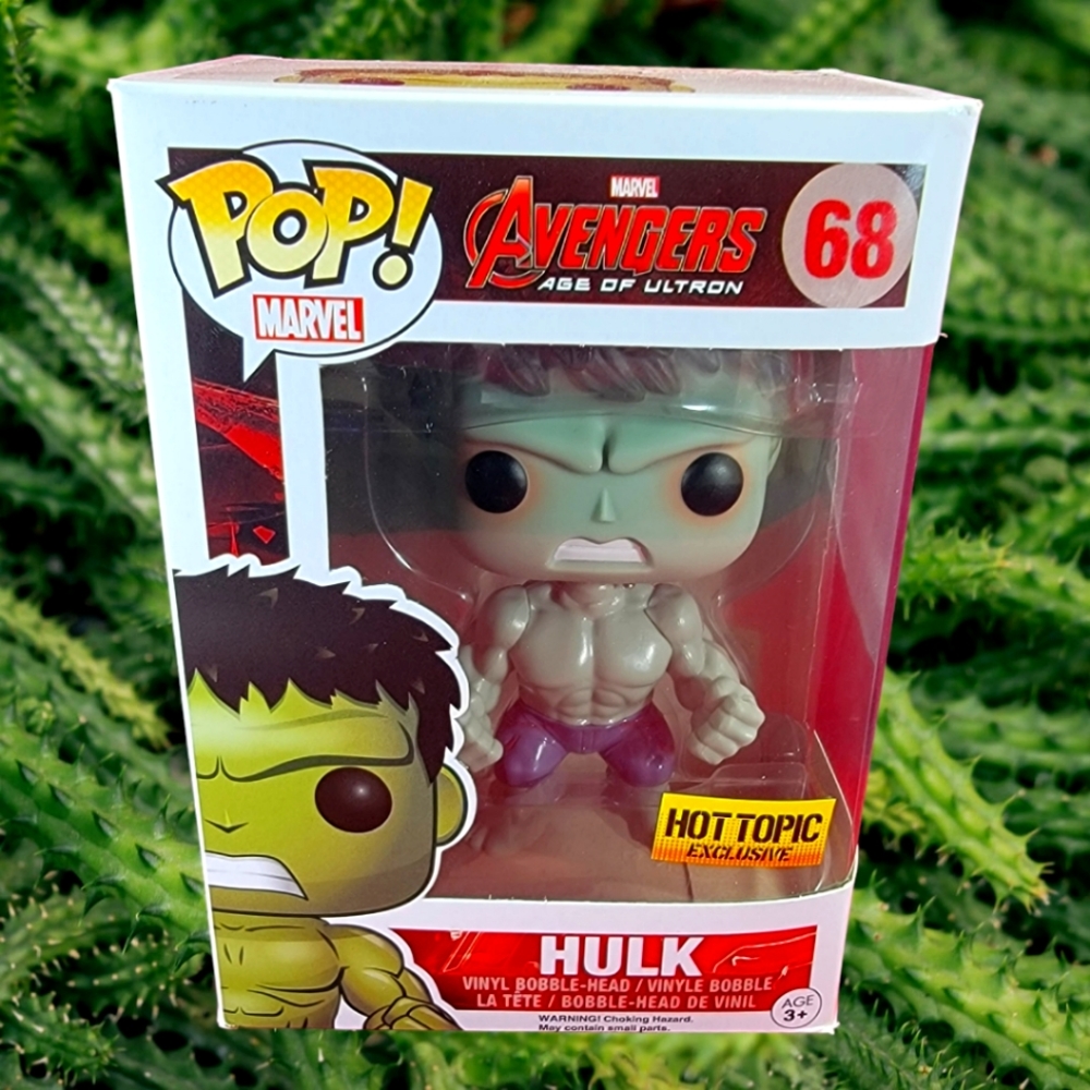 Hulk hot topic exclusive # 68 (nib)